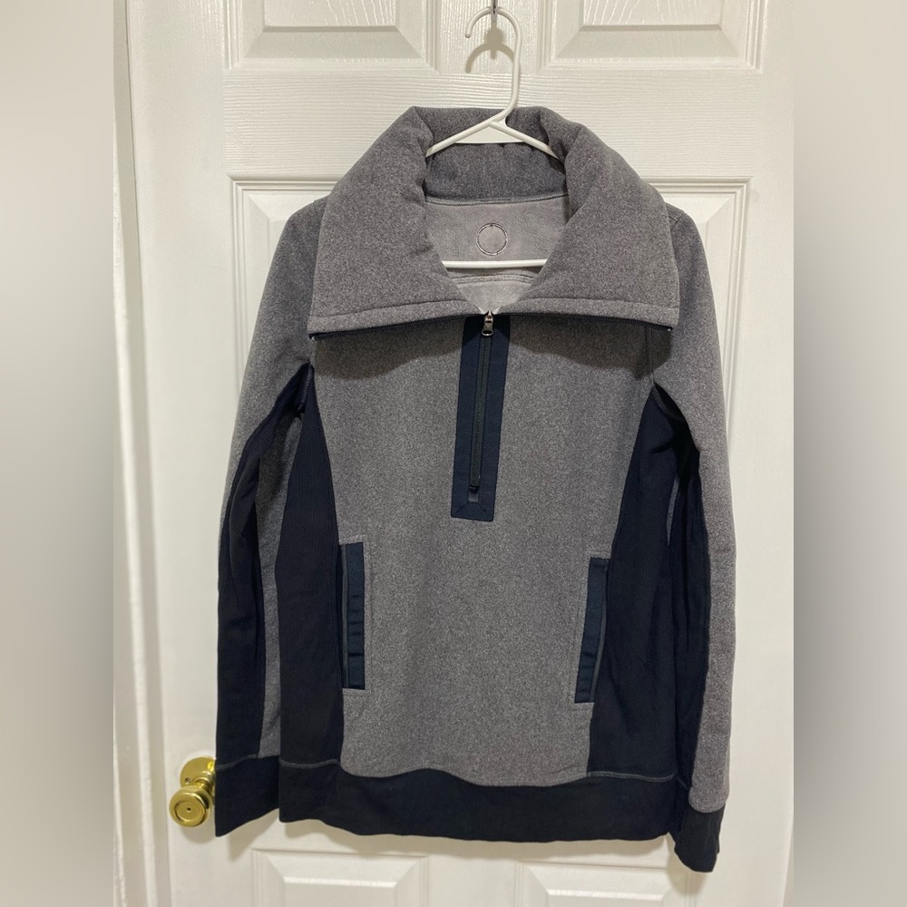 Lululemon Half Zip Hoodie Size 6